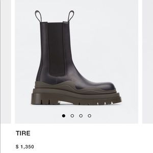 - Authentic Bottega Veneta boots! Size 40